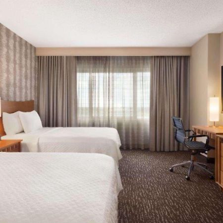 Embassy Suites Northwest Arkansas - Hotel, Spa & Convention Center Rogers Dış mekan fotoğraf