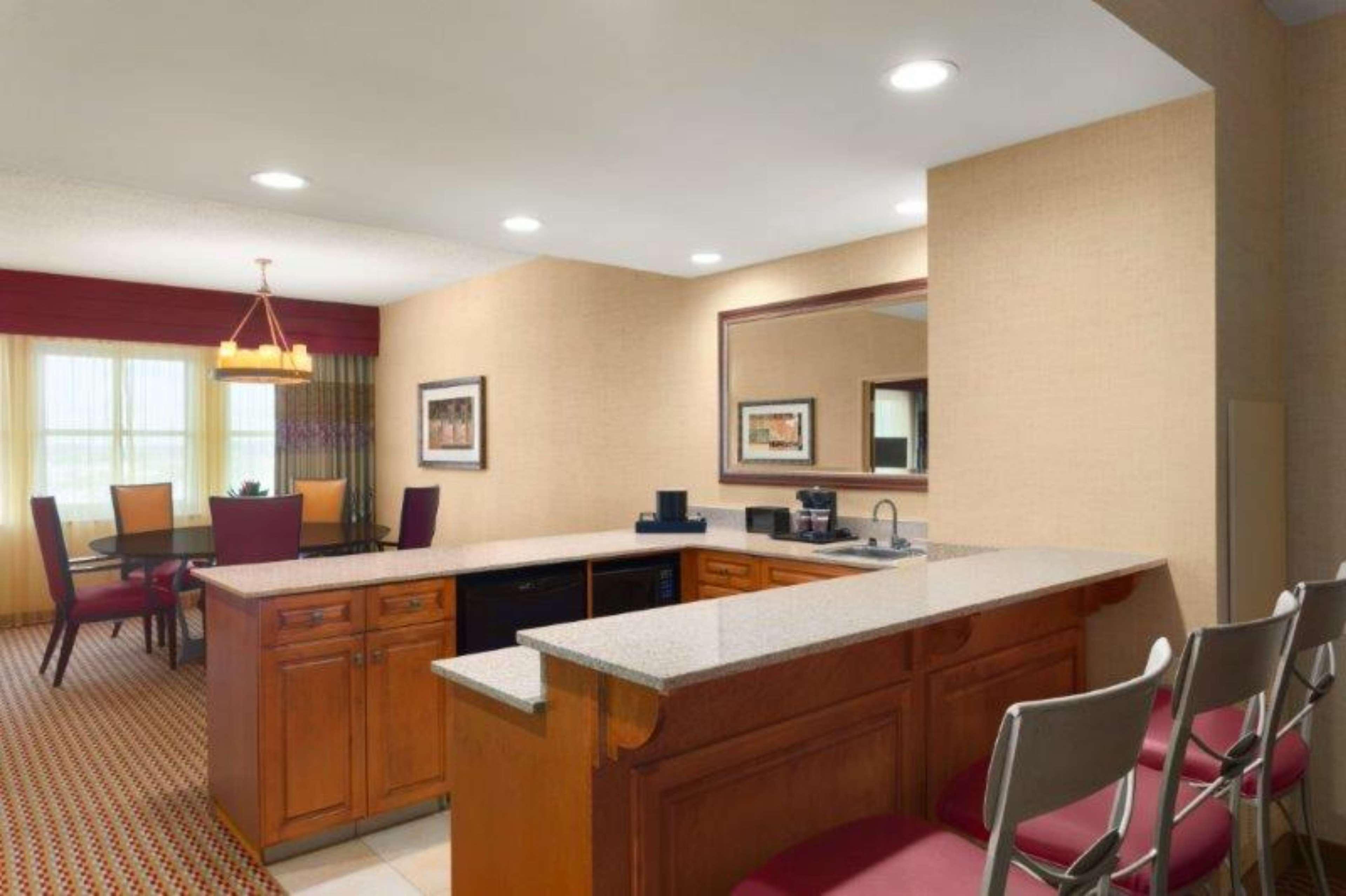Embassy Suites Northwest Arkansas - Hotel, Spa & Convention Center Rogers Dış mekan fotoğraf