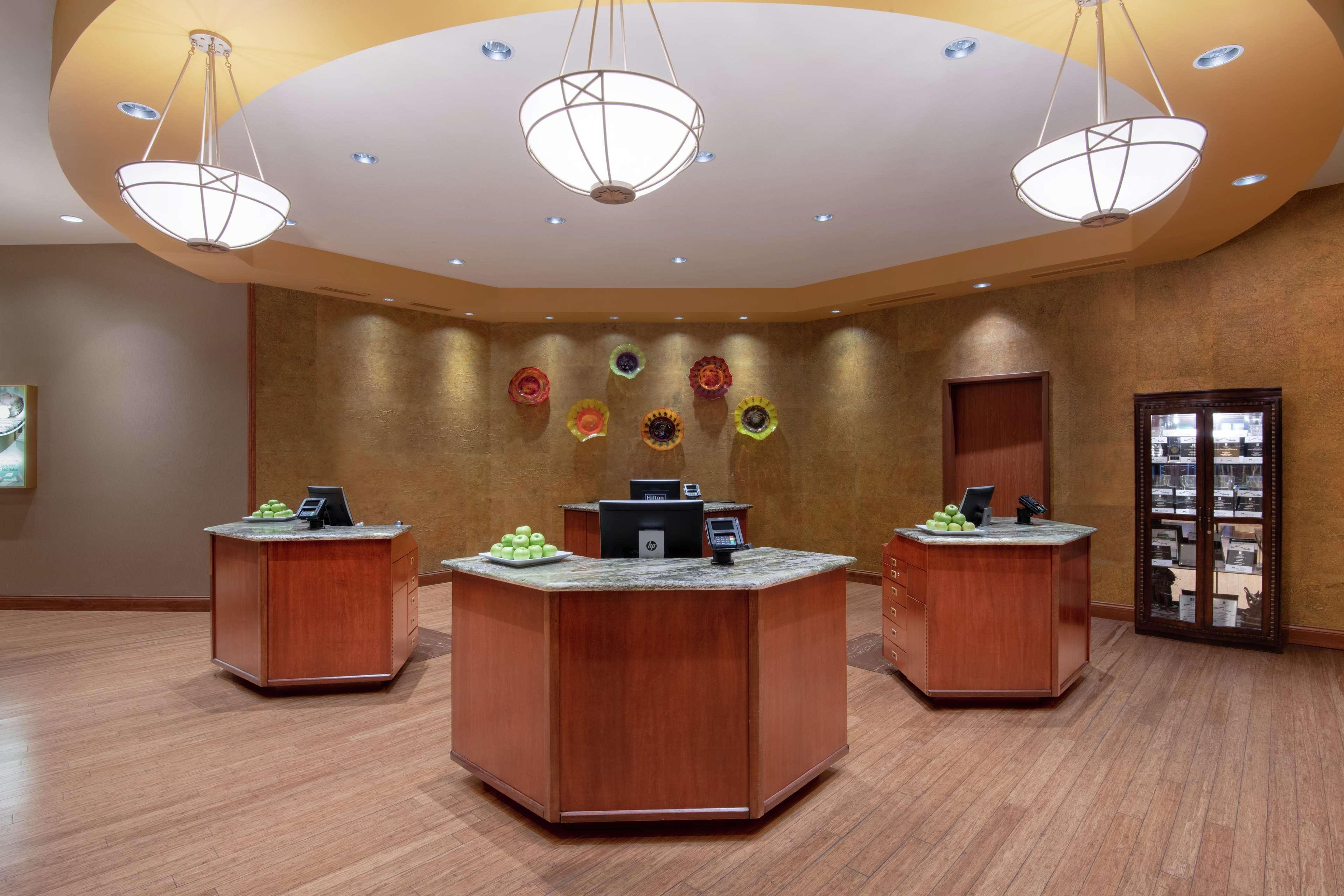 Embassy Suites Northwest Arkansas - Hotel, Spa & Convention Center Rogers Dış mekan fotoğraf