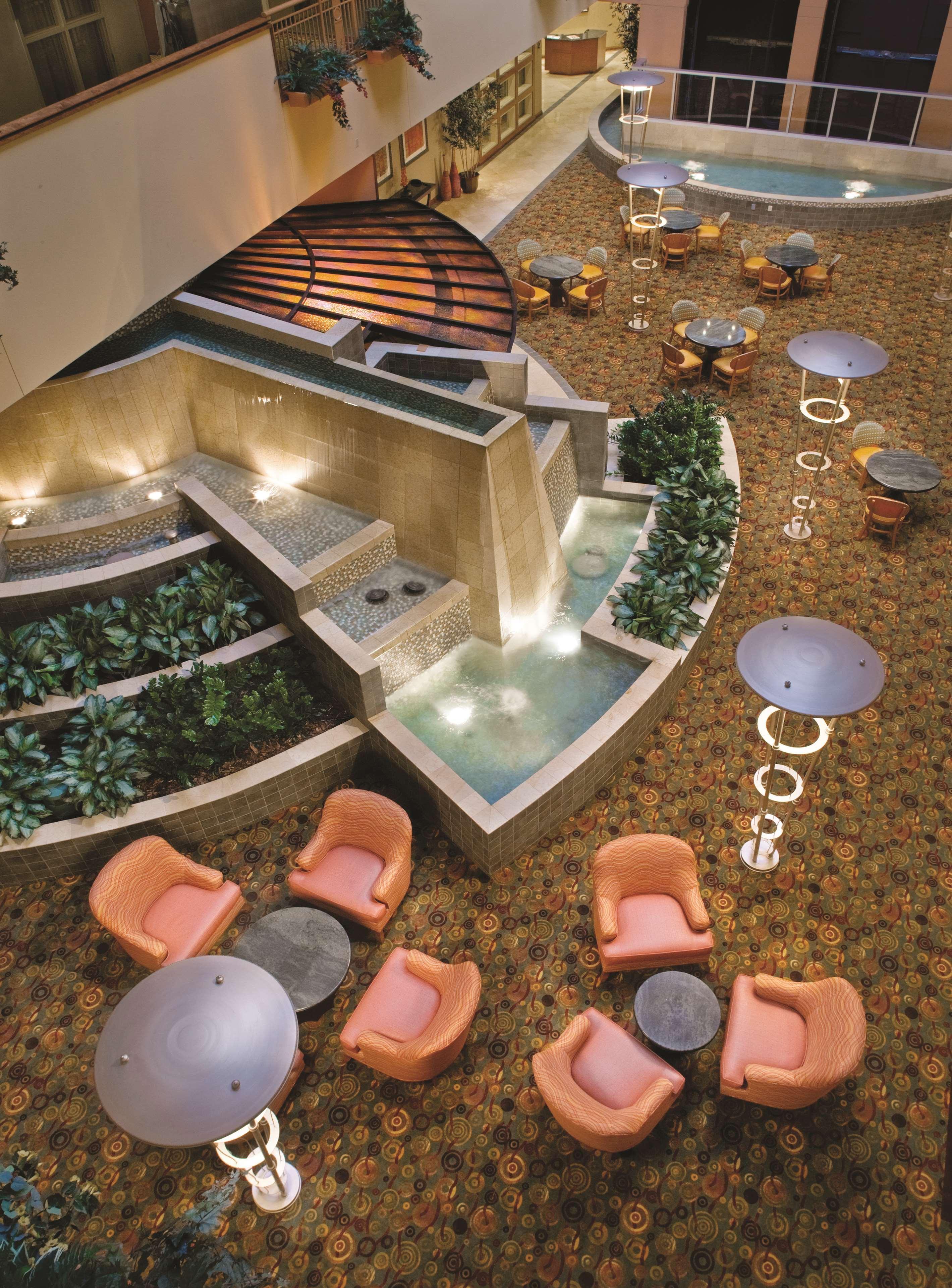 Embassy Suites Northwest Arkansas - Hotel, Spa & Convention Center Rogers Dış mekan fotoğraf
