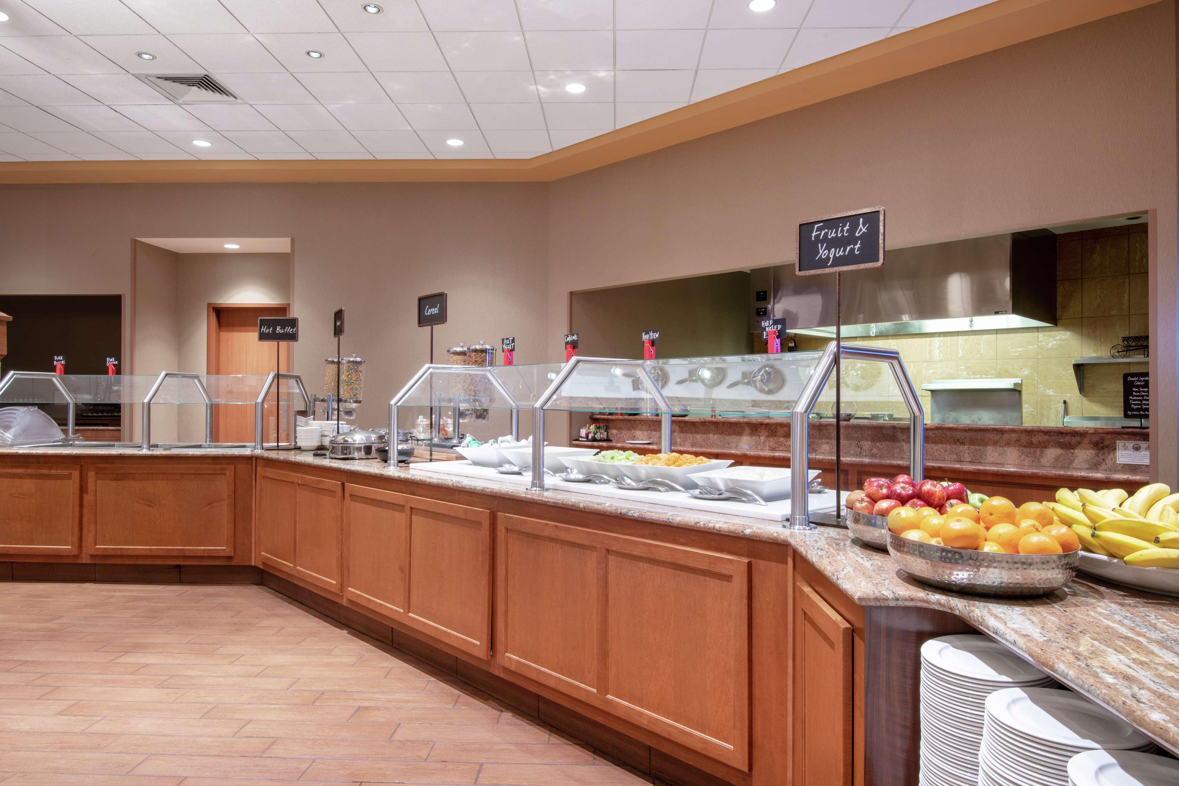 Embassy Suites Northwest Arkansas - Hotel, Spa & Convention Center Rogers Dış mekan fotoğraf