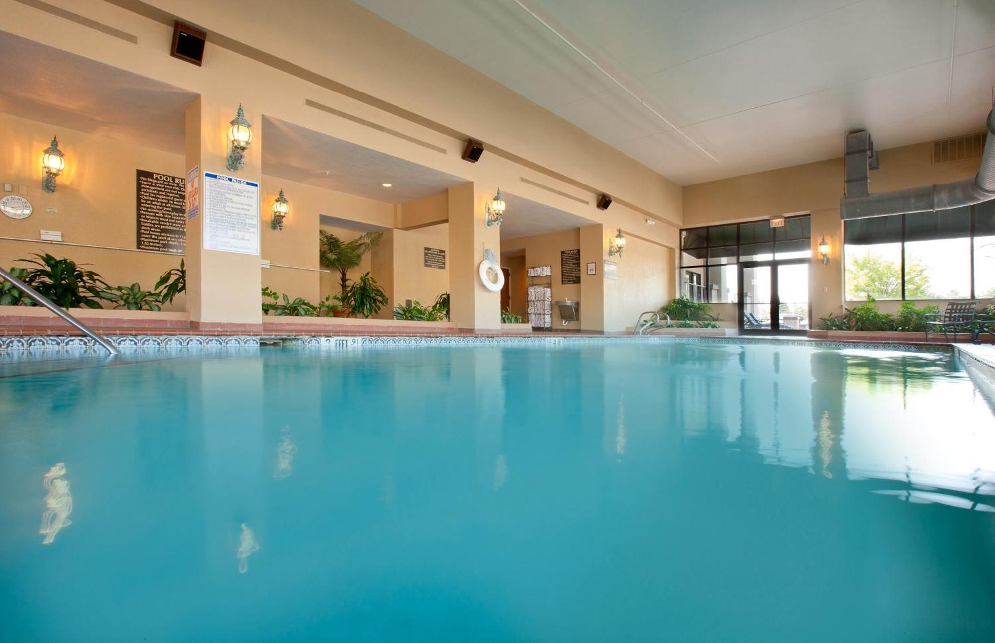 Embassy Suites Northwest Arkansas - Hotel, Spa & Convention Center Rogers Dış mekan fotoğraf