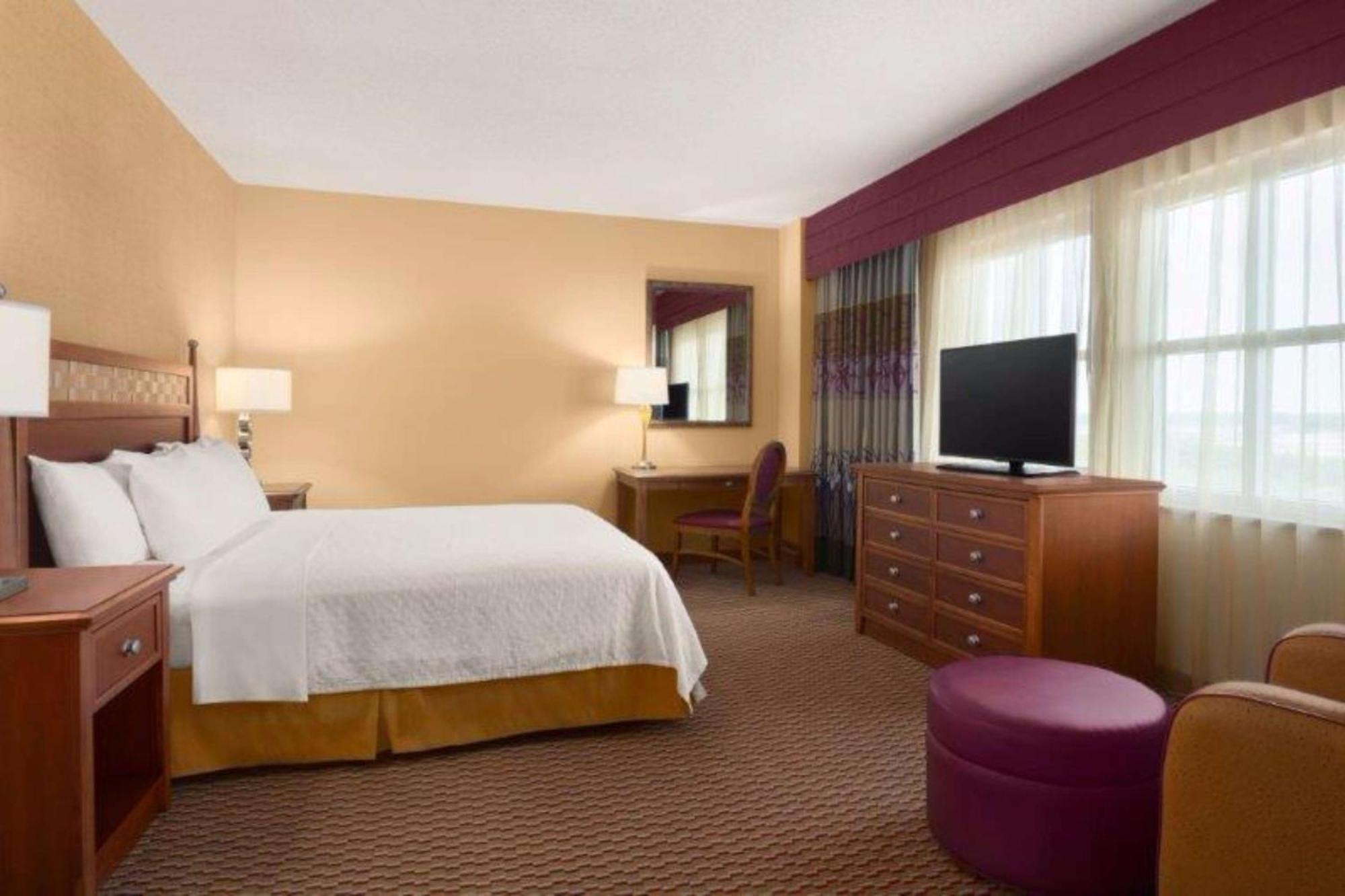 Embassy Suites Northwest Arkansas - Hotel, Spa & Convention Center Rogers Dış mekan fotoğraf