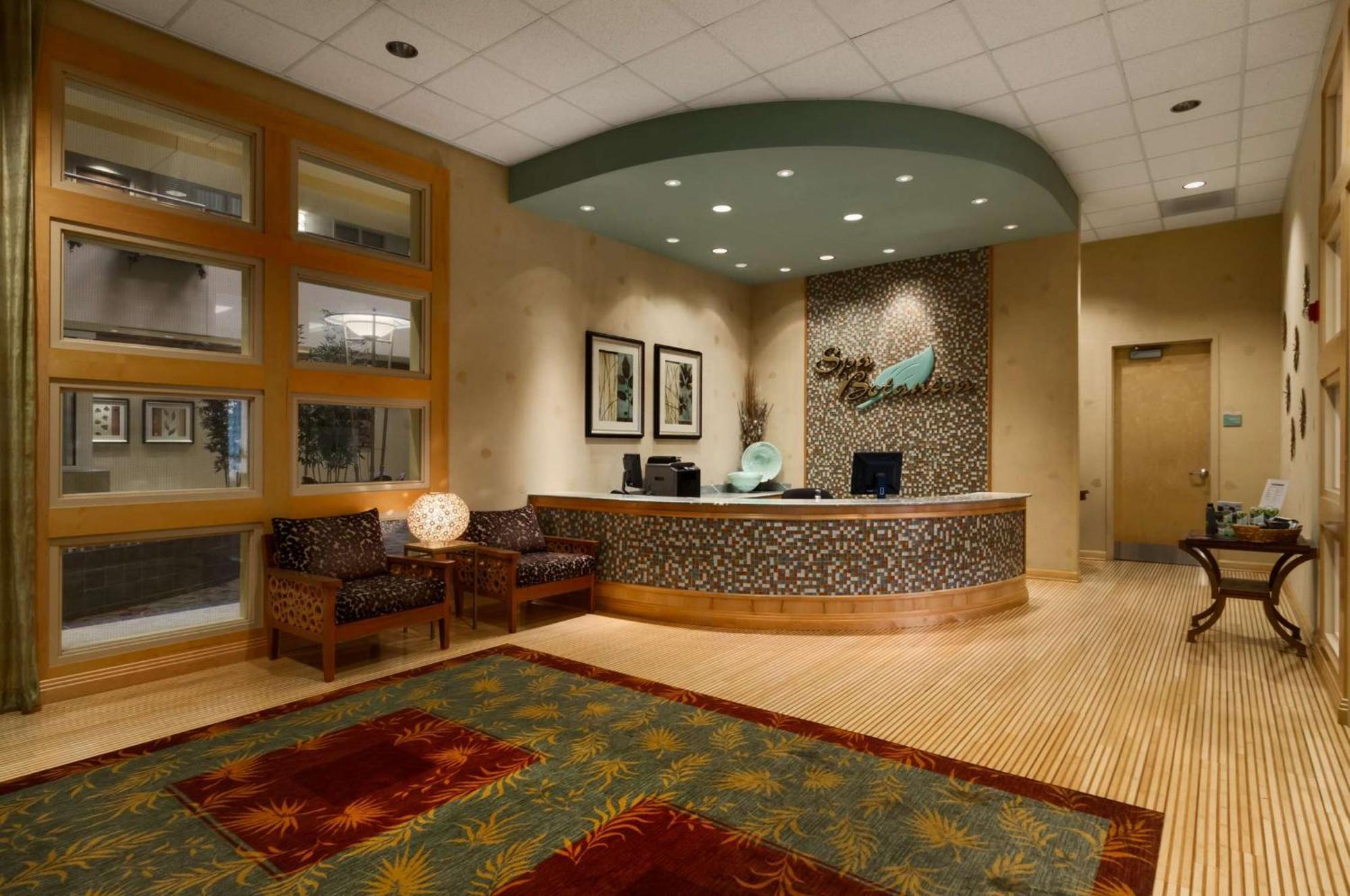 Embassy Suites Northwest Arkansas - Hotel, Spa & Convention Center Rogers Dış mekan fotoğraf
